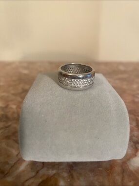 925 Sterling Silver Pave’ CZ Band Ring Sparkling Statement- size 5 1/2